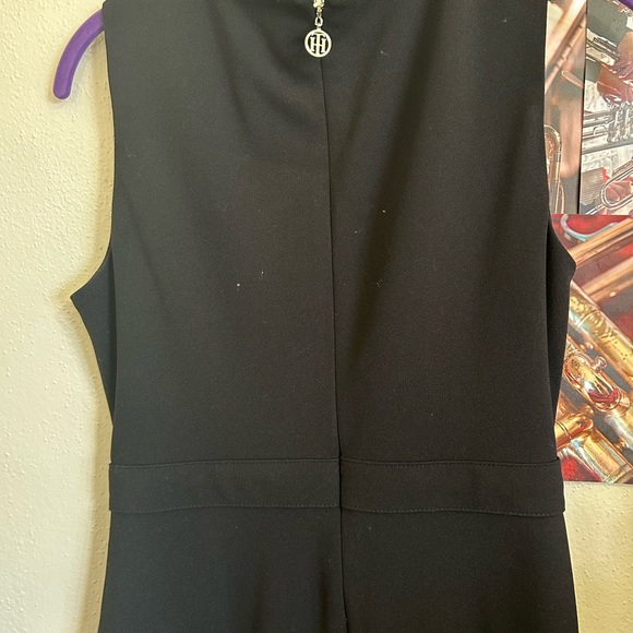 Formal dress - Picture 4 of 4